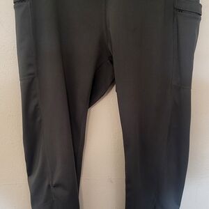 Green Athletic Leggings